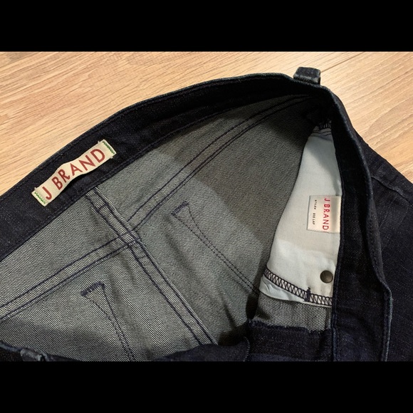 J Brand Ankle Stretch Denim - Picture 4 of 6